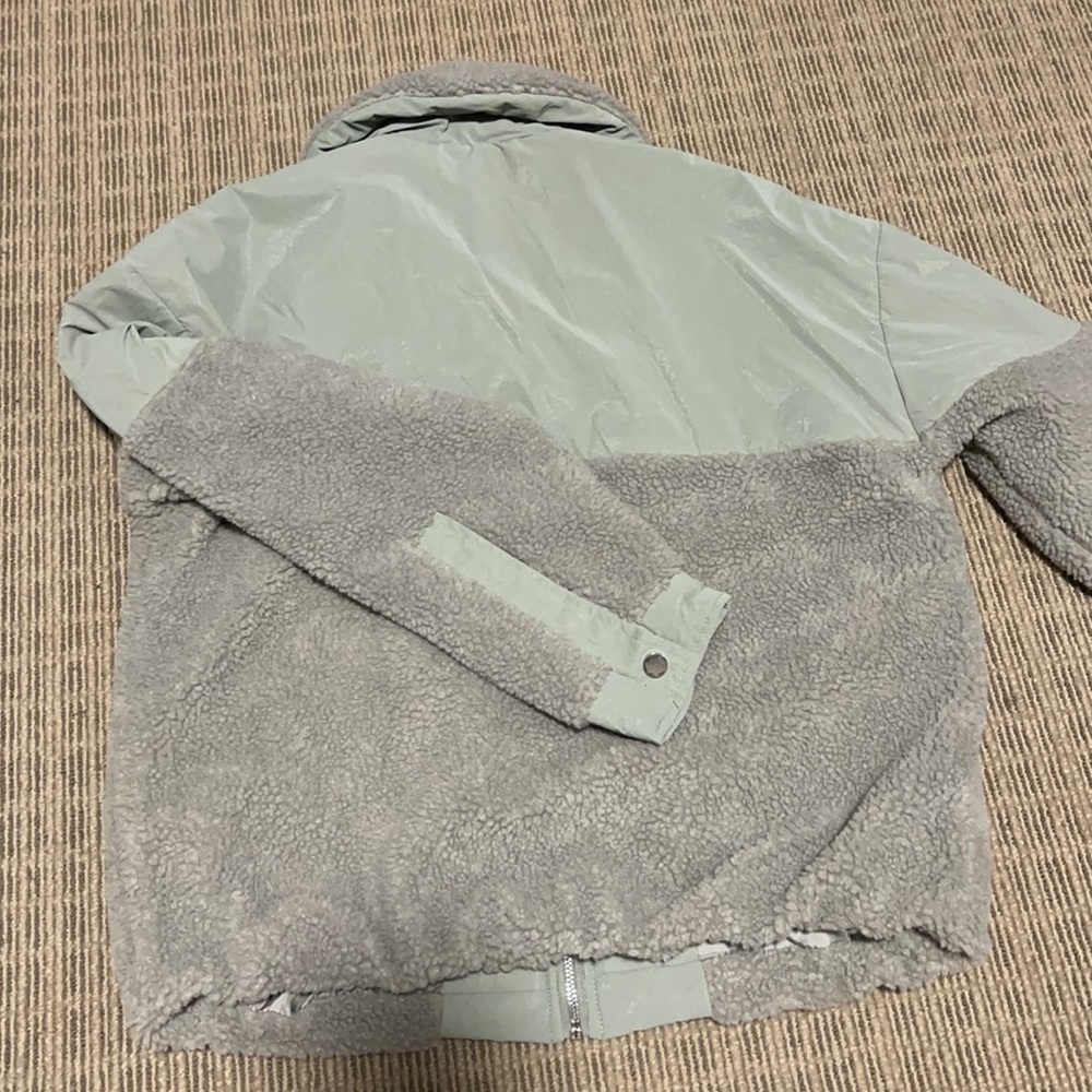 Fall/winter jacket - Picture 4 of 8